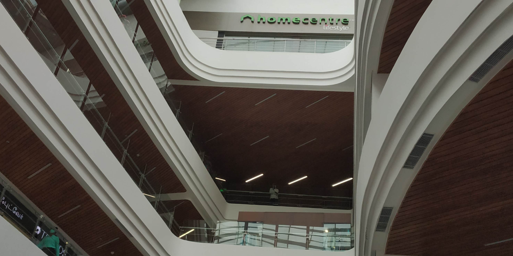 Modern hillside home with panoramic views